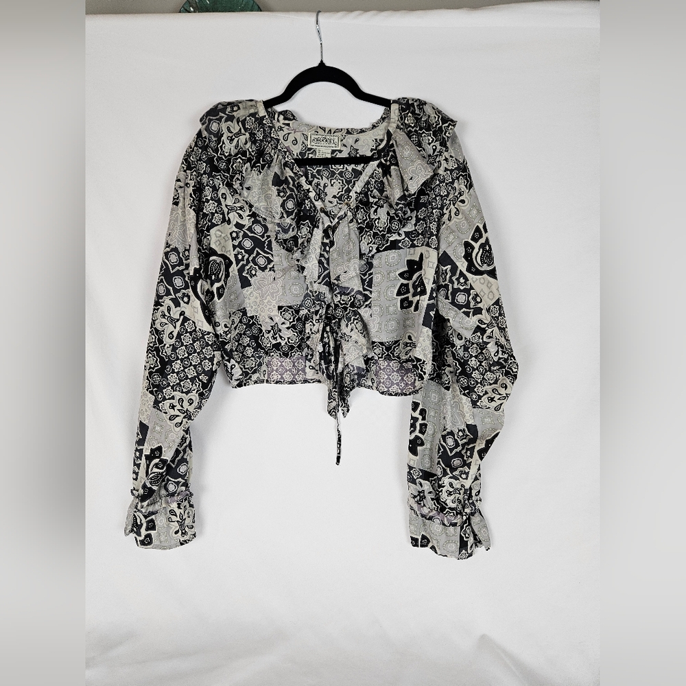 Crosby Black and White Tie Front Crop Blouse